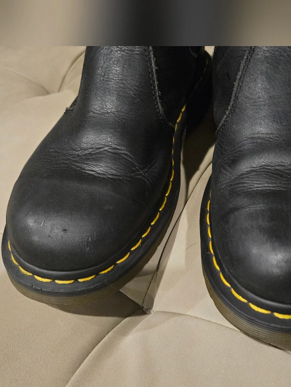 ​Dr. Martens 2976 Black Leather Chelsea Boots Unisex US Men 7 / US Women 8
